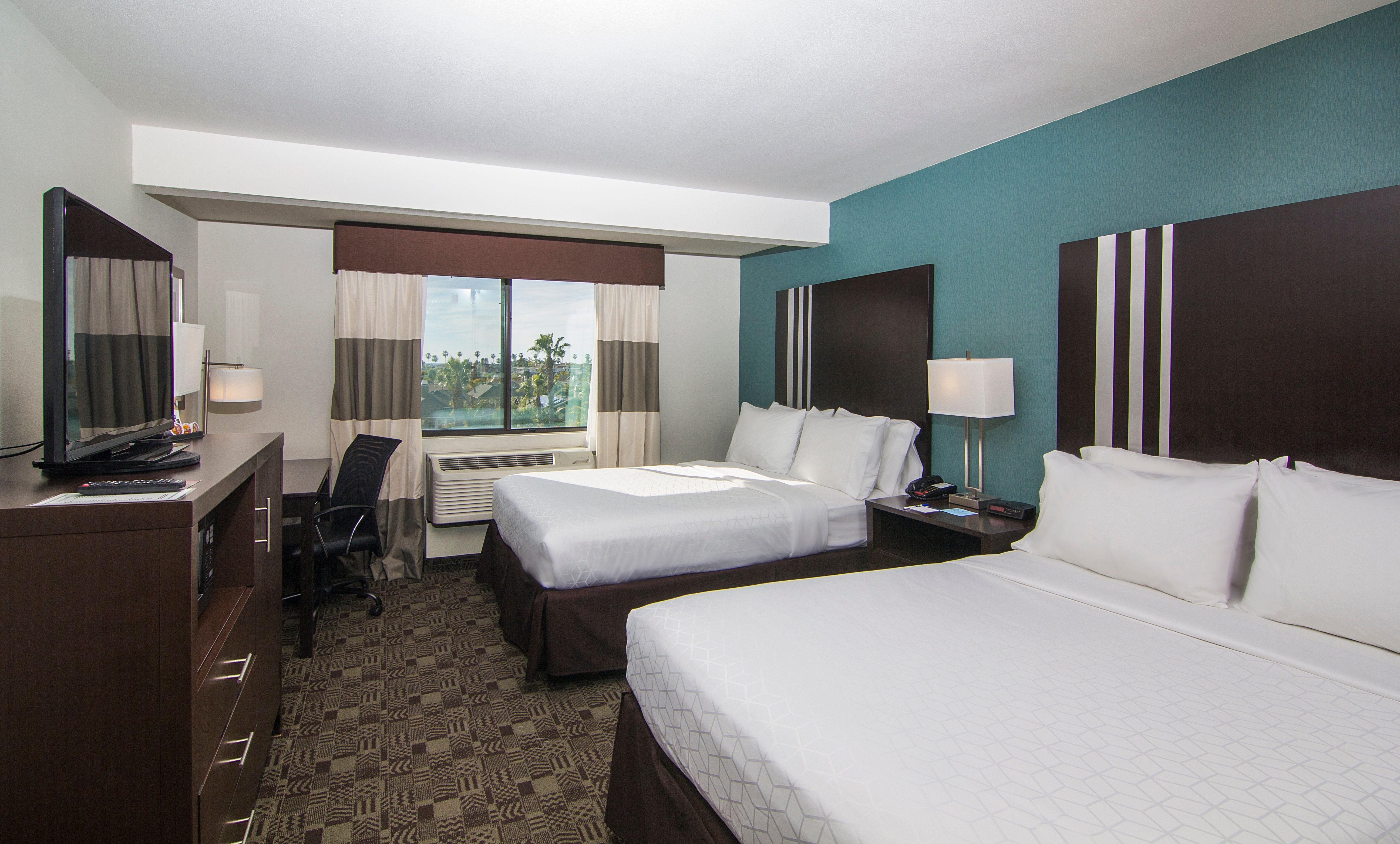 Holiday Inn Express Hotel & Suites Carlsbad Beach By Ihg Екстер'єр фото